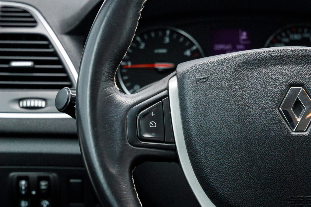 Renault Laguna III 2011 photo 7