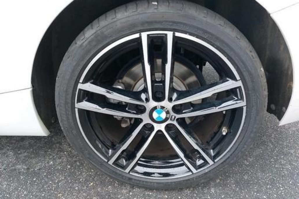 BMW 1er 2018 фото 14