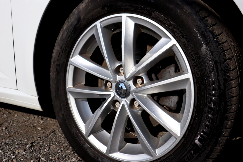 Renault Megane 2017 photo 33