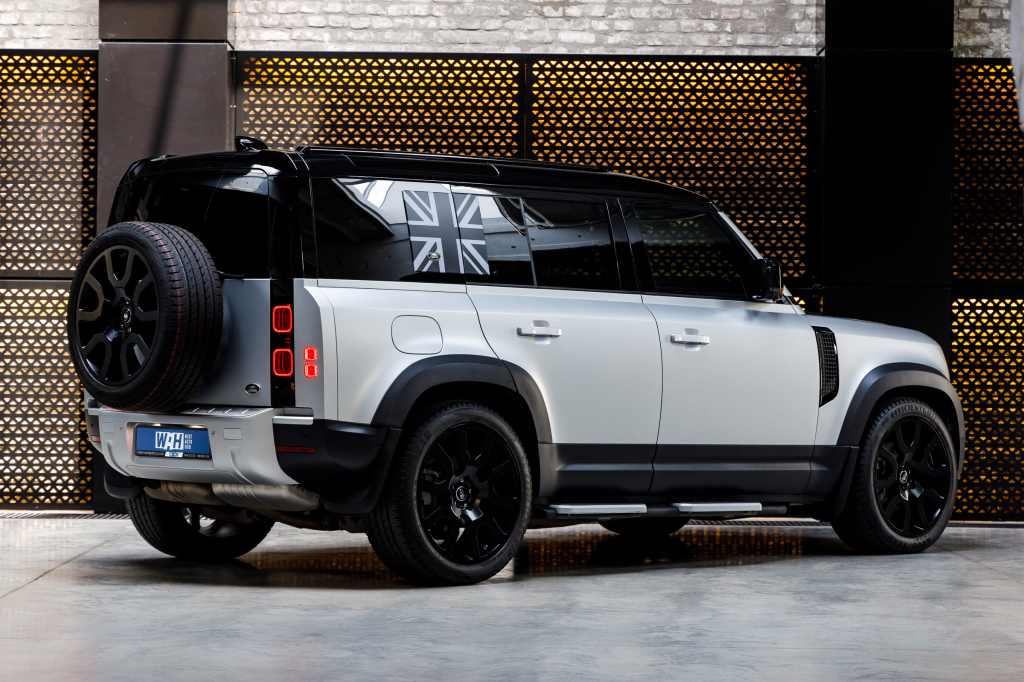 Land Rover Defender First Edition D240 2020 фото 6