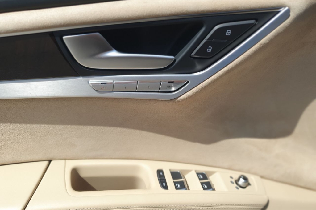 Audi A8 Long Security VR9 Quttro 2015 photo 7