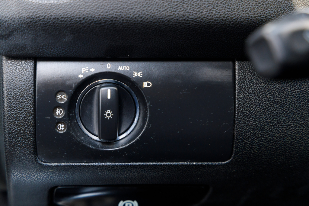 Mercedes-Benz ML 350 2011 photo 12