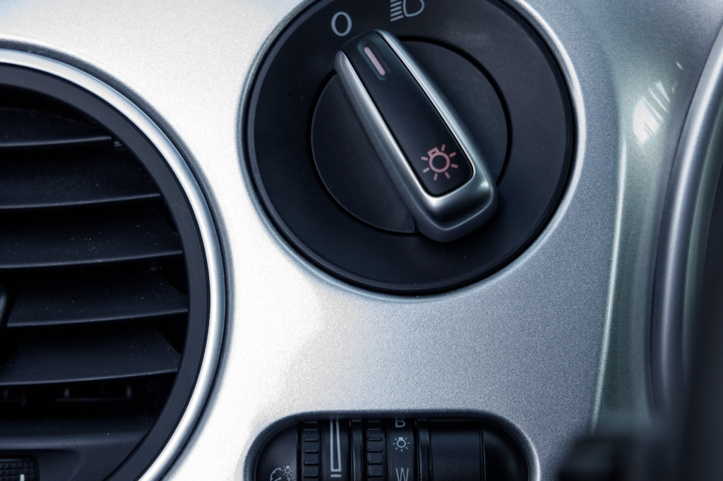 Volkswagen Beetle 2014 photo 12