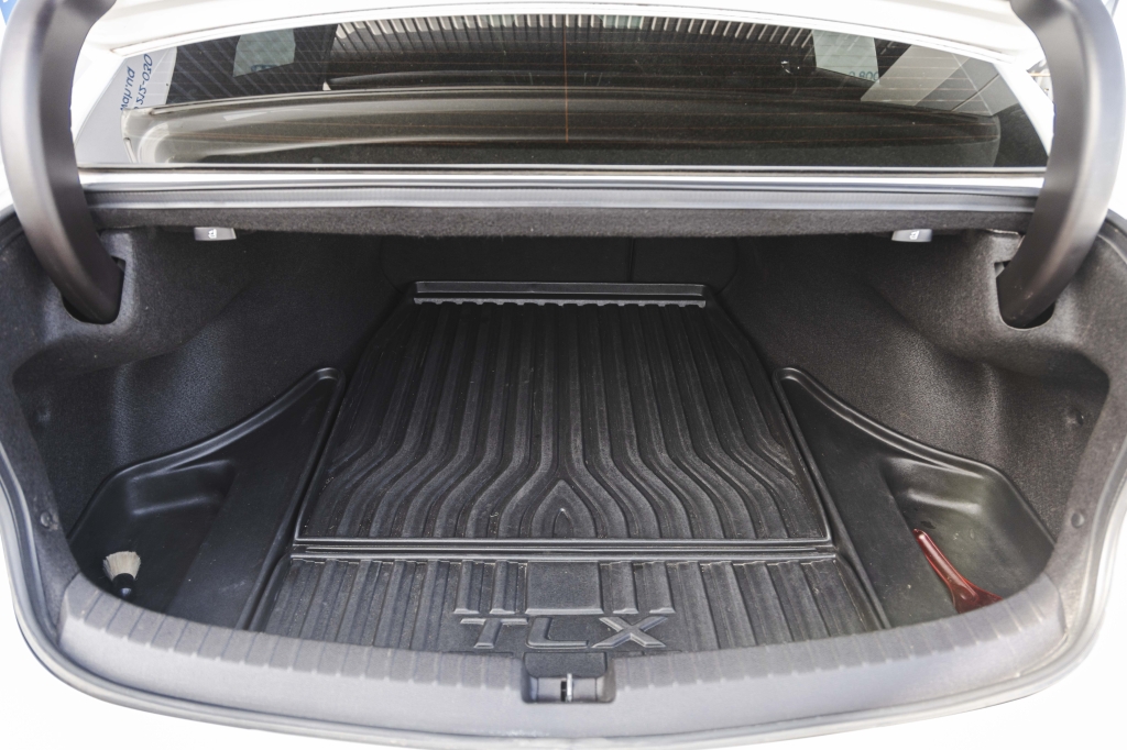 Acura TLX Advanced 2017 photo 35