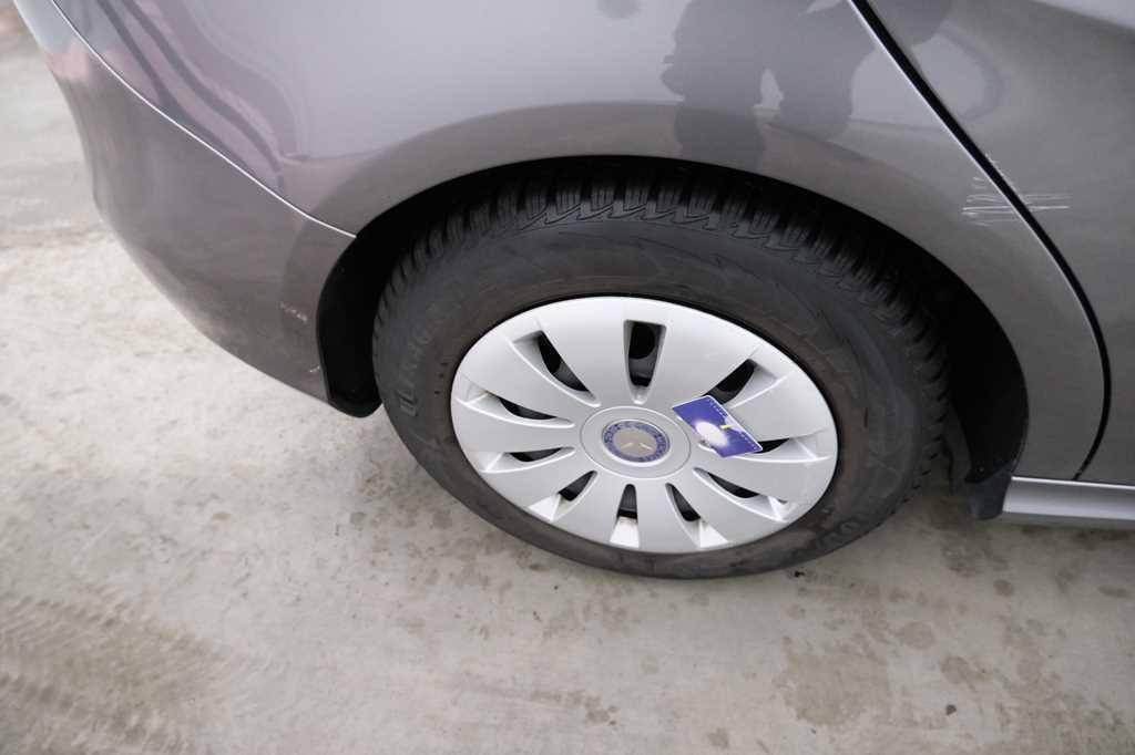 Mercedes-Benz B-Klasse 2017 фото 45