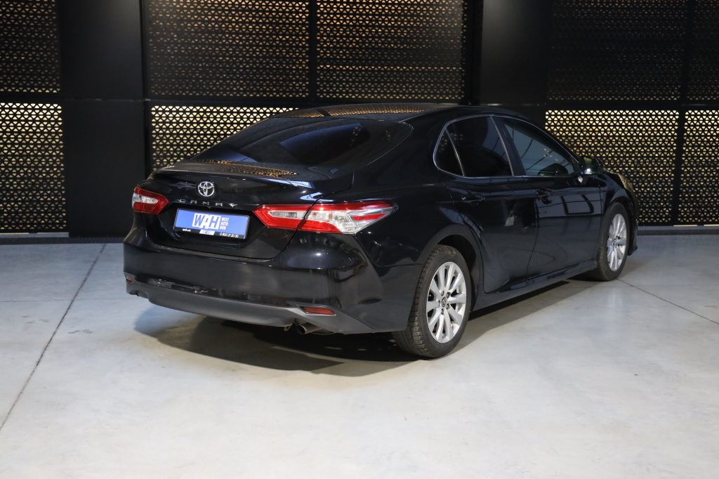 Toyota Camry 2017 photo 5