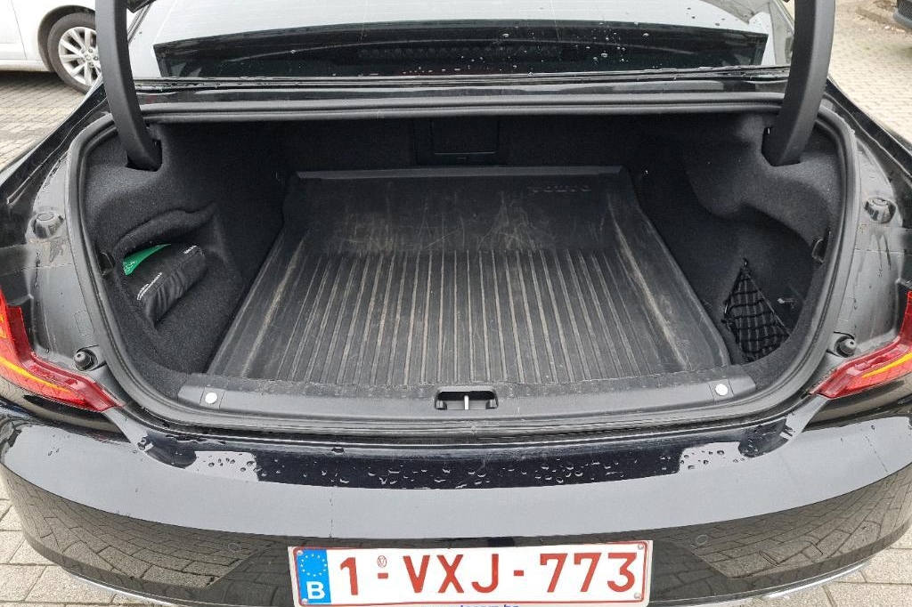 Volvo S90 2019 фото 25