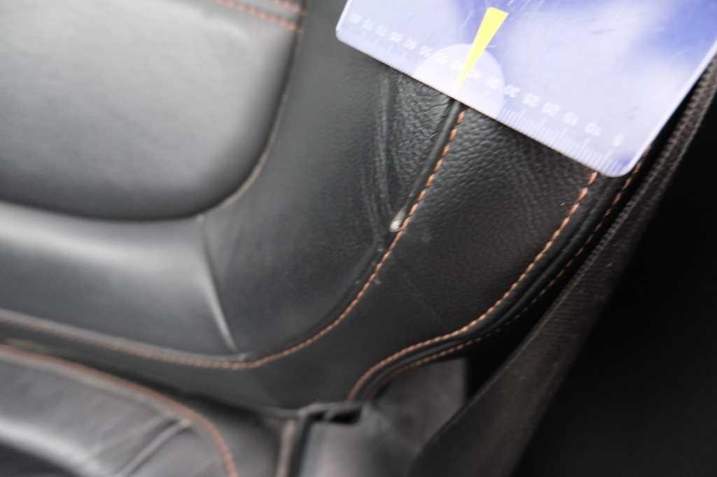 Jaguar XE 2015 фото 55