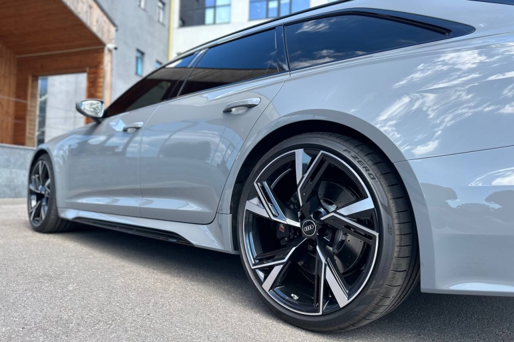 Audi RS6 Performance 2023 фото 8