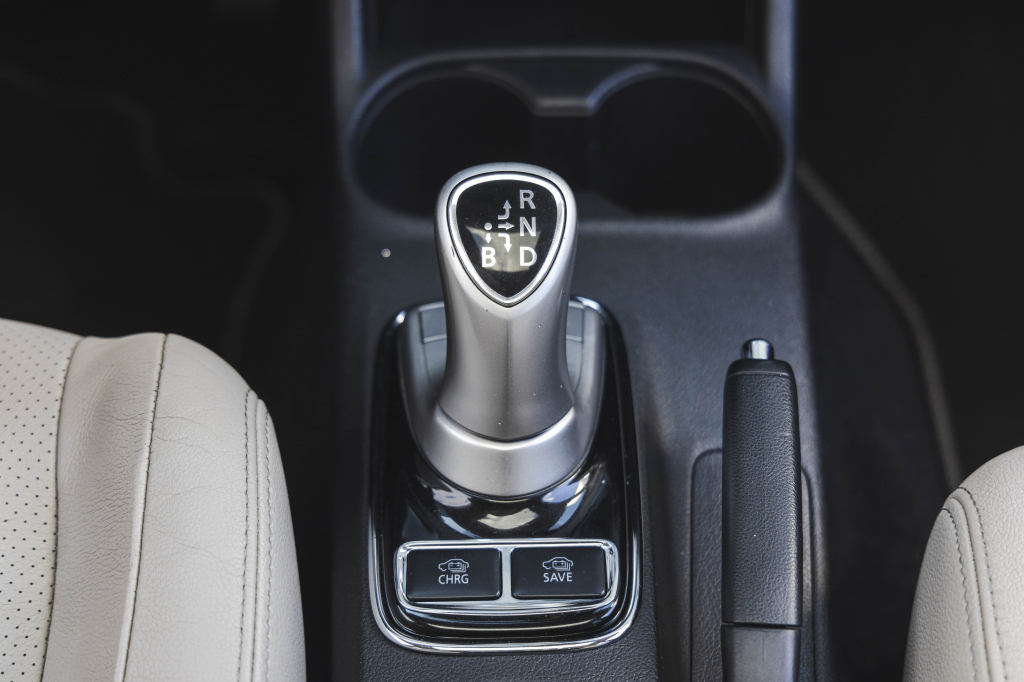 Mitsubishi Outlander PHEV Plug-In Hybrid 2013 photo 30