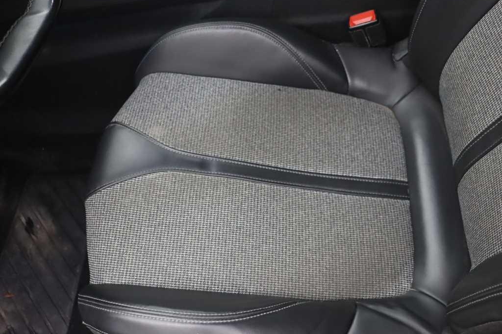 Peugeot 5008 2018 photo 42