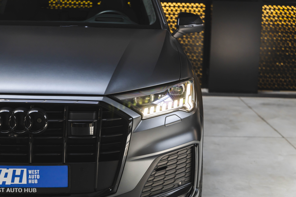 Audi Q7 S-Line 2021 photo 4