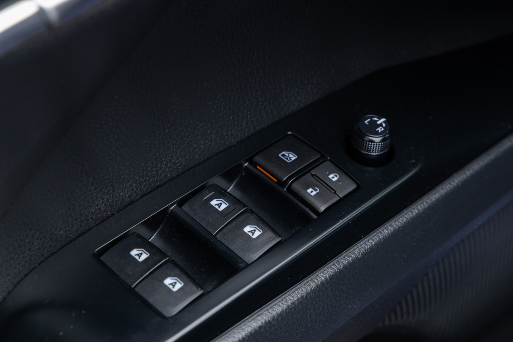 Toyota Camry LE 2017 фото 27