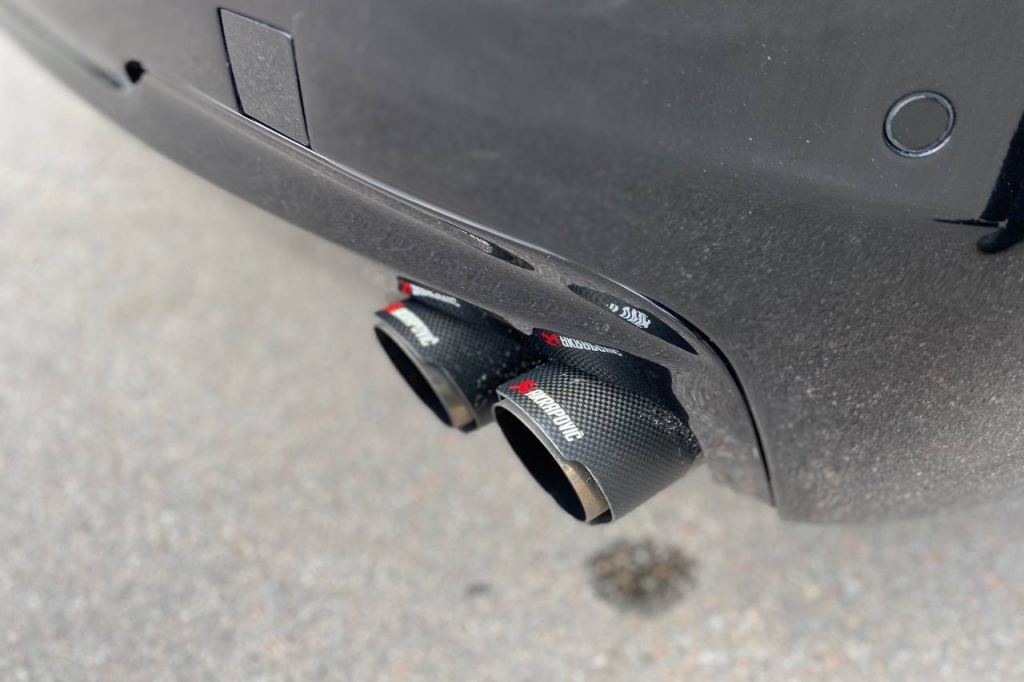 BMW 5 Series 535i 2012 photo 17