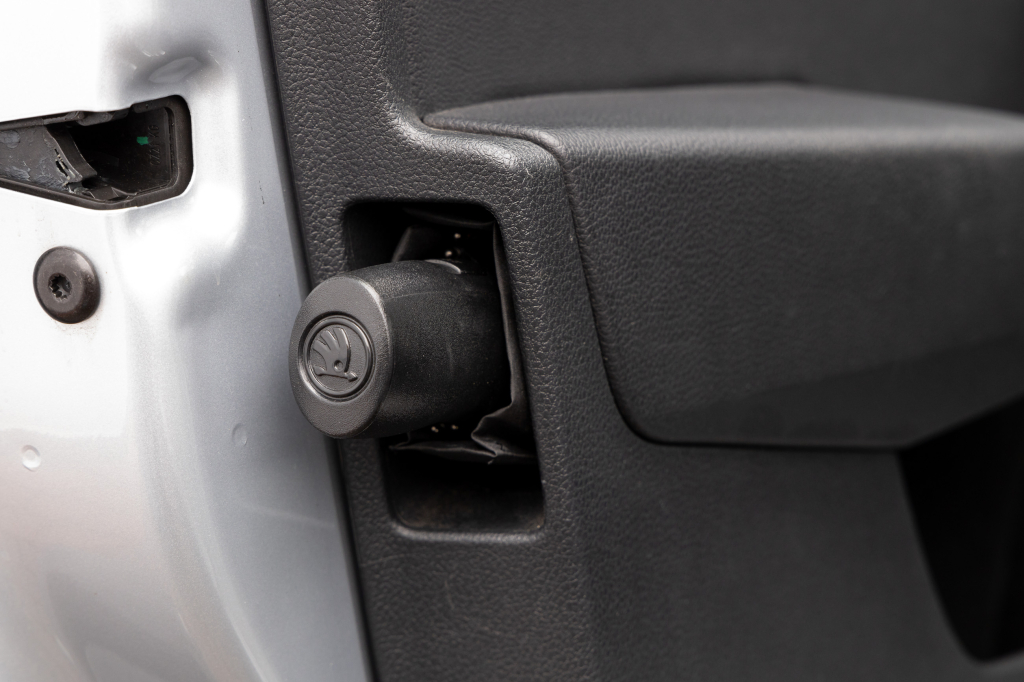 Skoda Superb 2016 фото 15