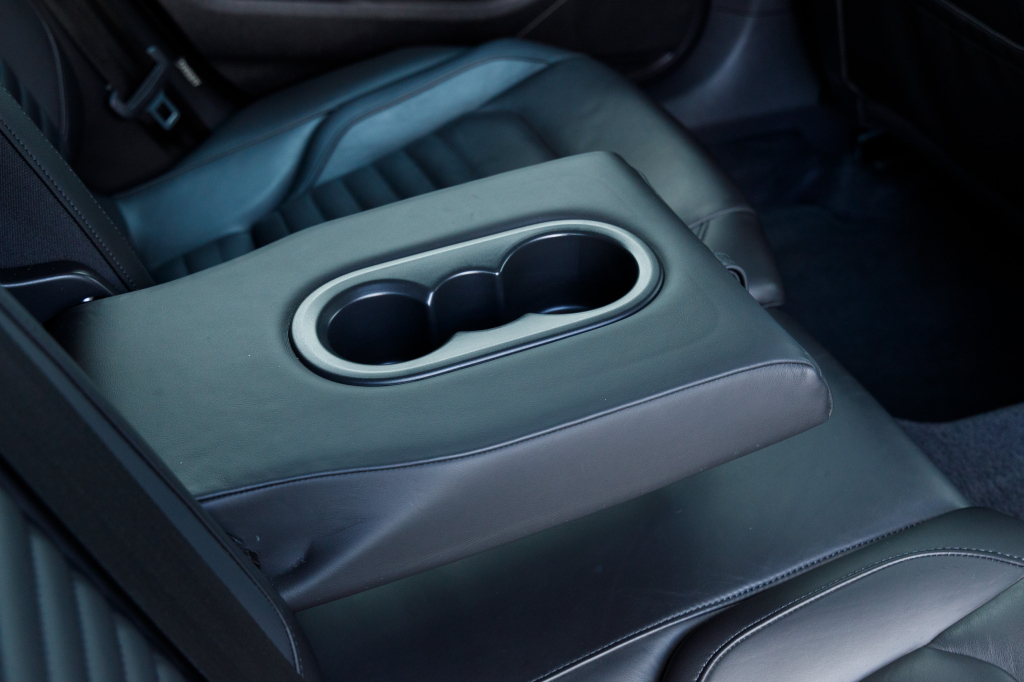 Volkswagen Passat B8 Highline 4Motion 2016 фото 25