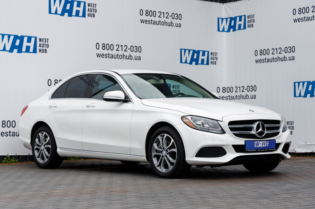 Mercedes-Benz C 300 2014 photo 31