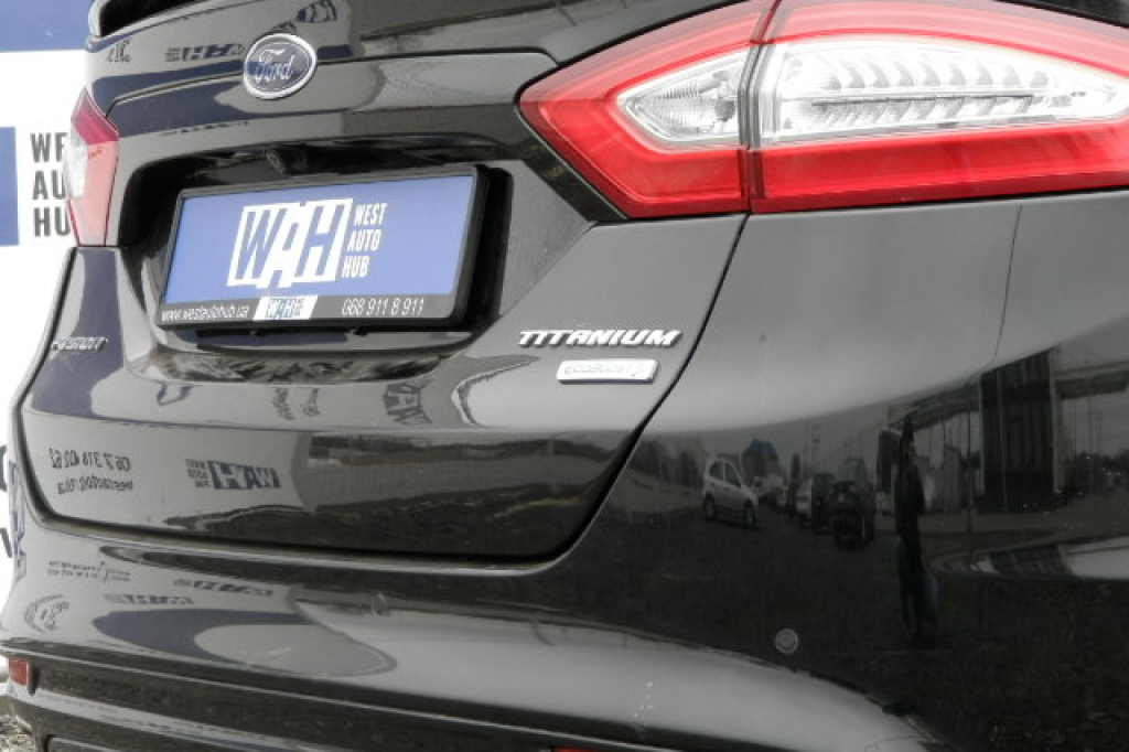 Ford Fusion TITANIUM 2015 photo 9