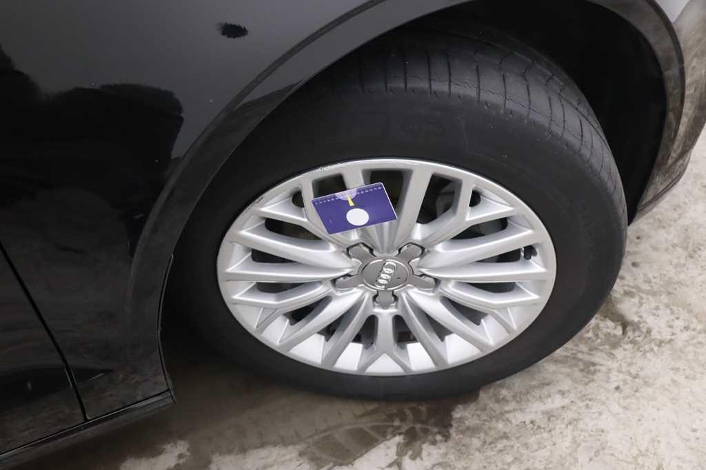 Audi A3 2016 фото 17