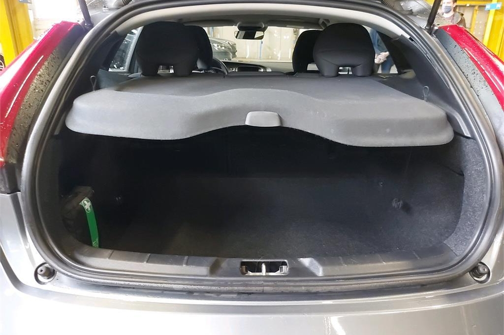 Volvo V40 2016 photo 2