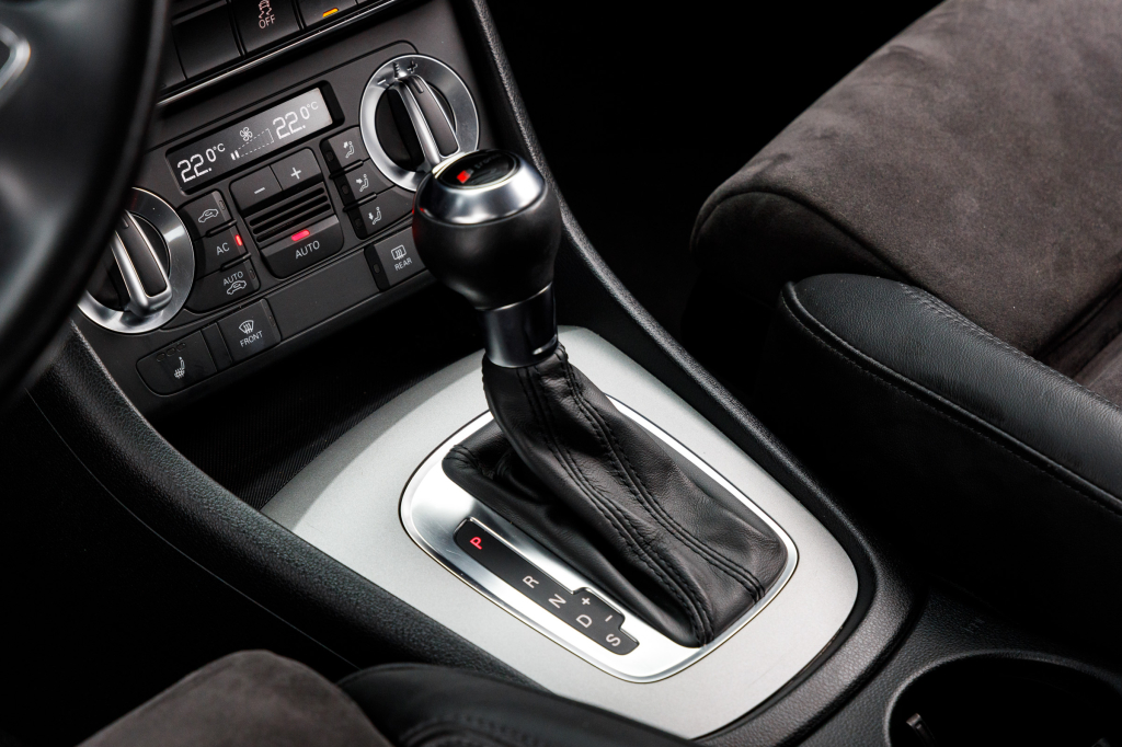 Audi Q3 2012 фото 17