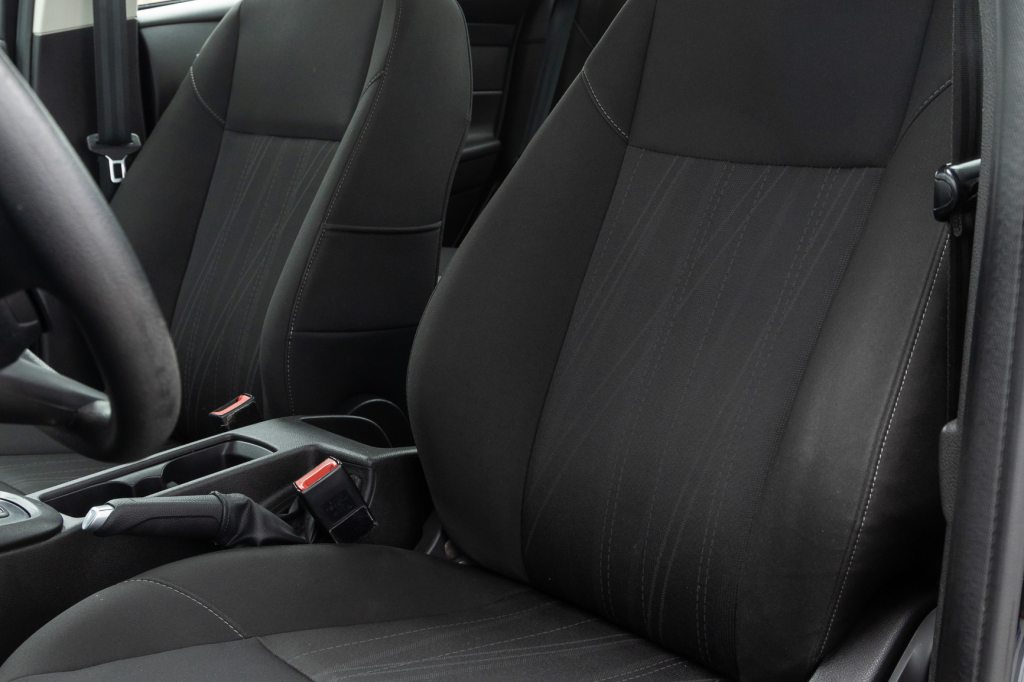 Ford Focus S 2018 фото 16