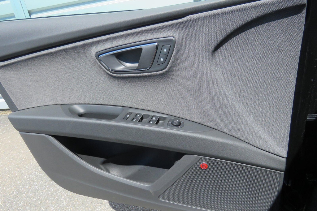 SEAT Leon ST 2020 фото 3