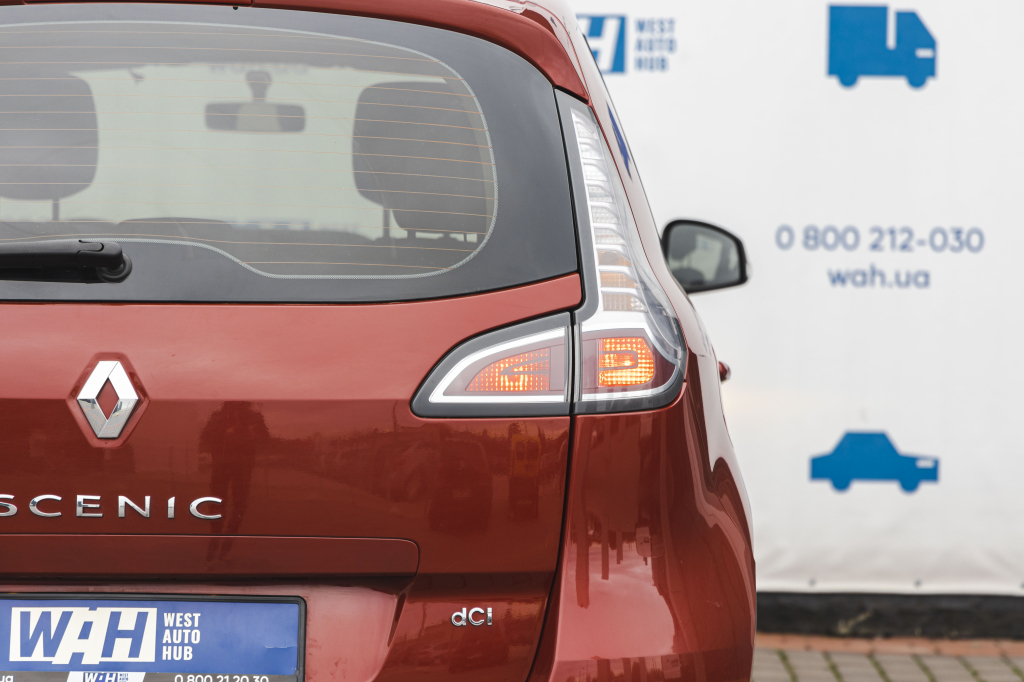 Renault Scenic 2013 фото 6
