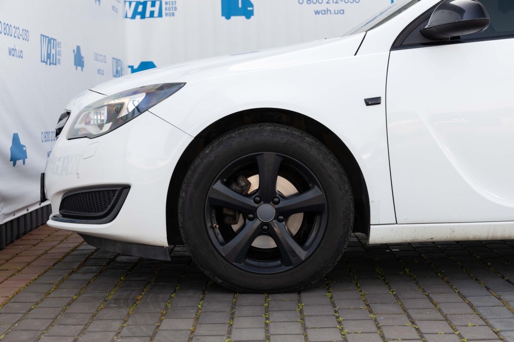 Opel Insignia 2014 фото 11