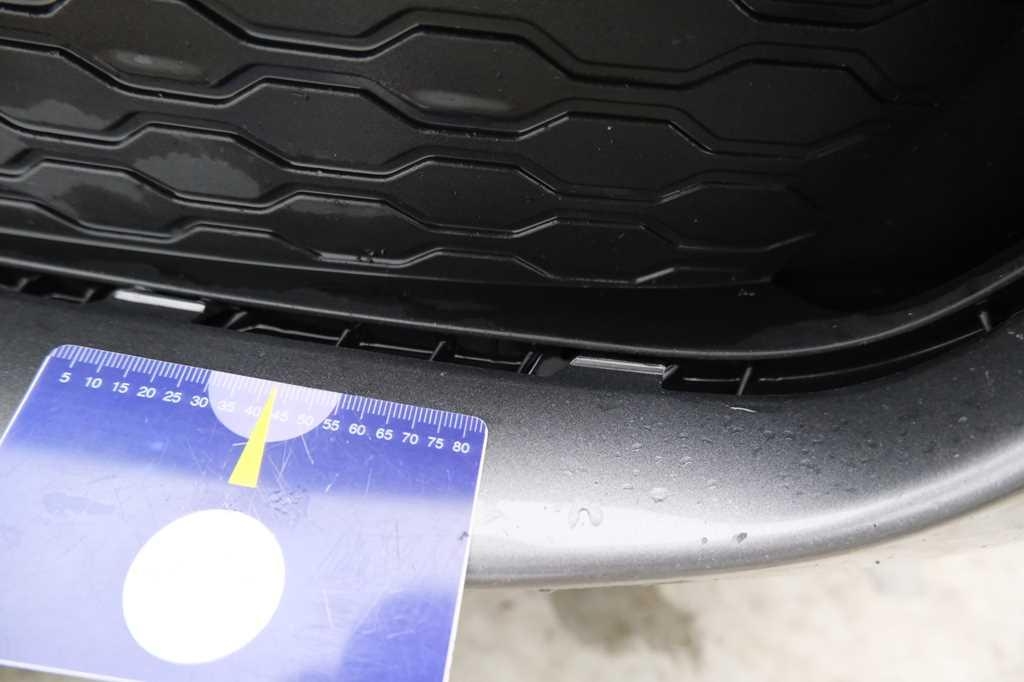 Jaguar XE 2015 фото 22