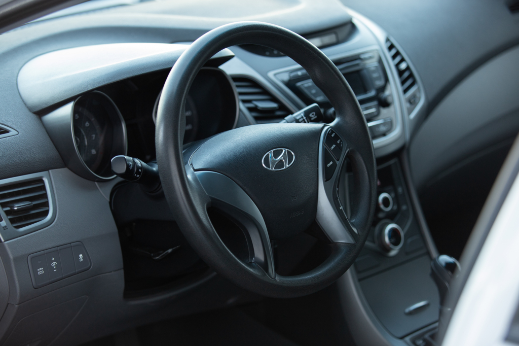 Hyundai Elantra SE 2015 фото 31