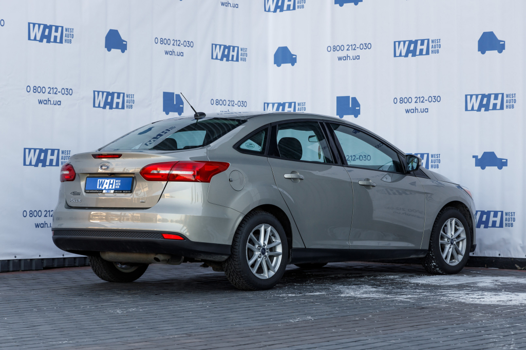 Ford Focus SE 2016 фото 4