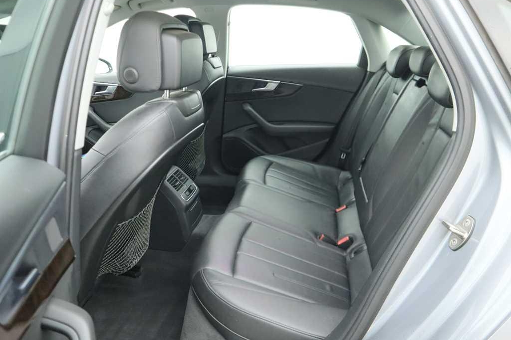 Audi A4 2016 фото 1