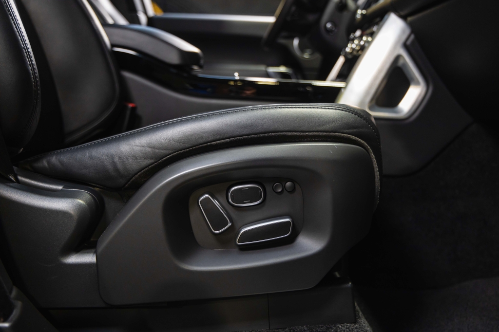 Land Rover Range Rover Vogue 2013 фото 38