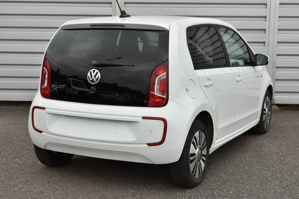 Volkswagen eUp! 2014 фото 2