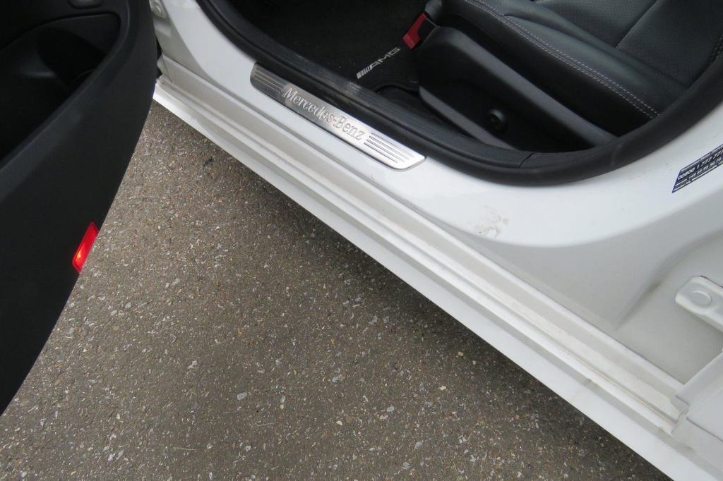 Mercedes-AMG C-Klasse 2019 фото 16