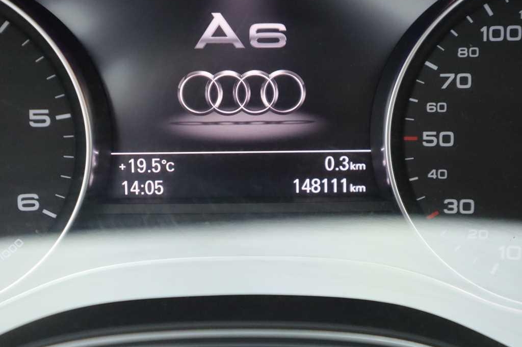 Audi A6 Avant 2015 фото 8