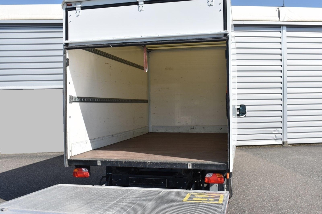 Ford Transit Koffer 2018 фото 4