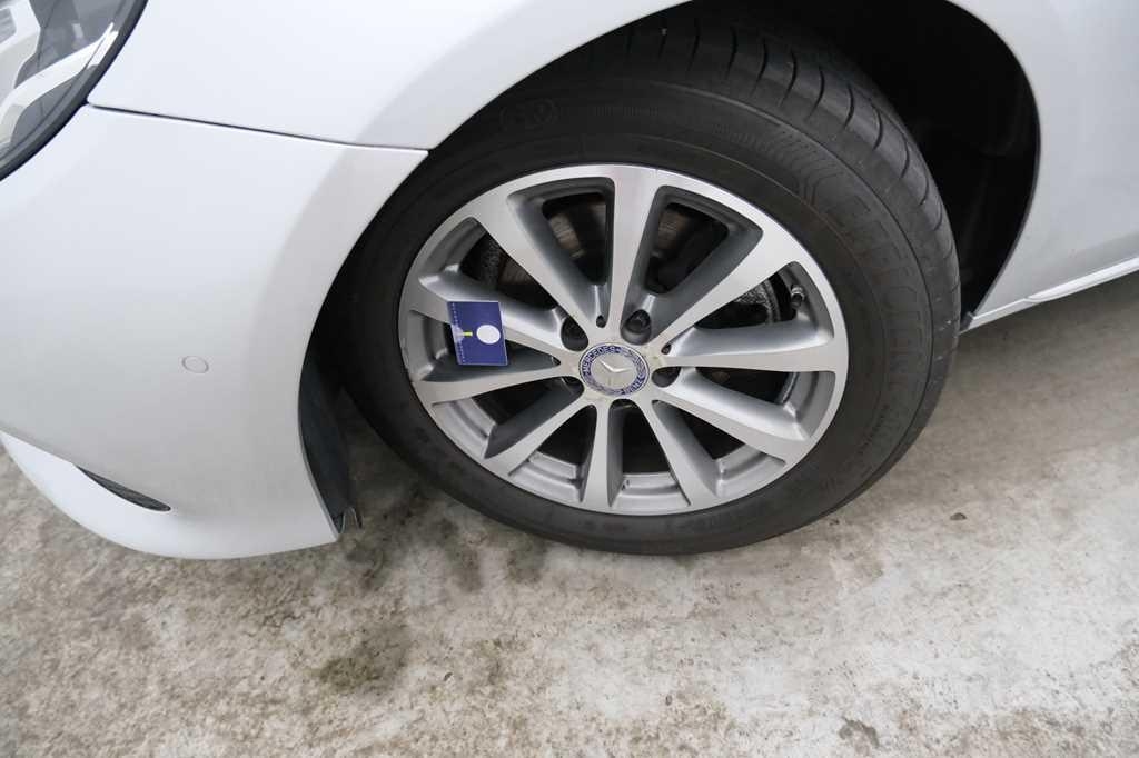 Mercedes-Benz E-Klasse 2017 photo 35