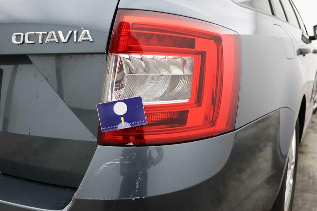 Skoda Octavia Combi 2016 фото 25