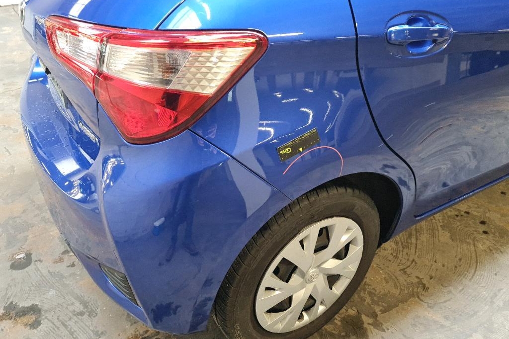 Toyota Yaris 2019 фото 13
