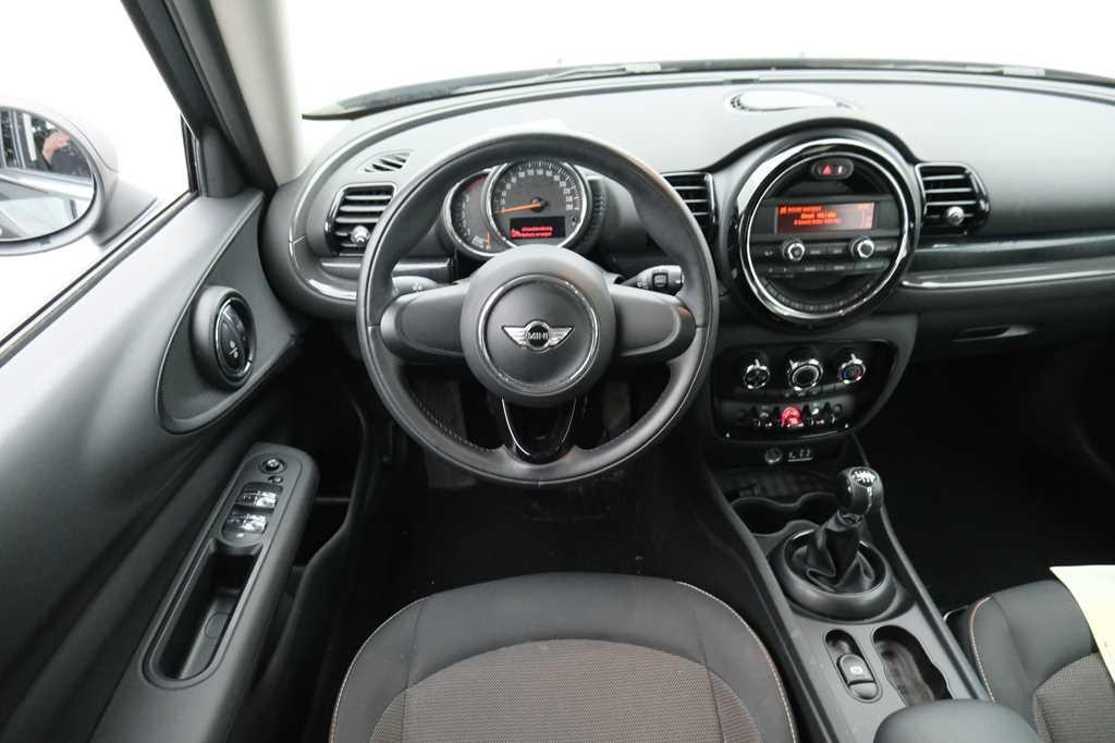 MINI One Clubman 2017 фото 4