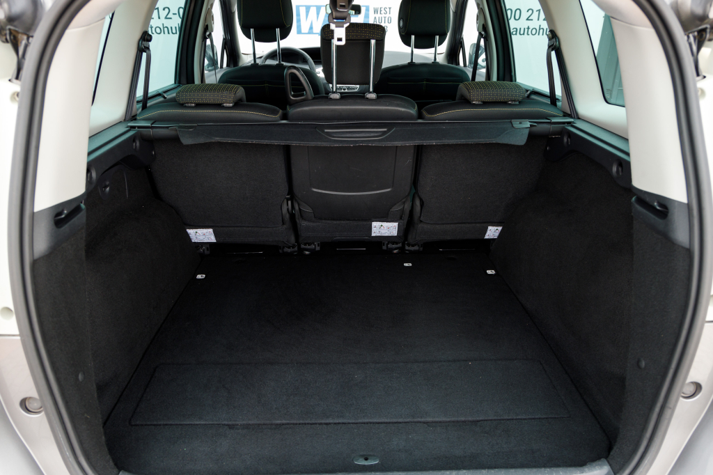 Renault Megane Scenic Grand  2010 фото 17