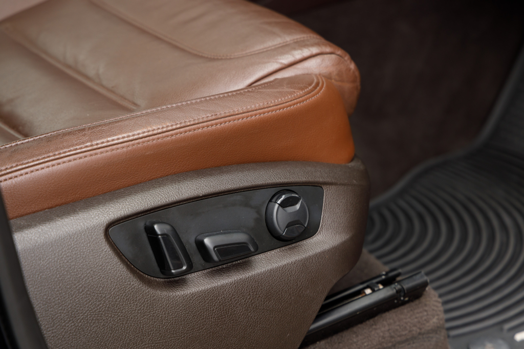 Volkswagen Touareg 2012 photo 36