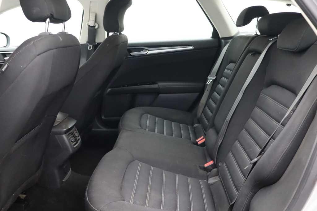 Ford Mondeo Tunier 2016 photo 2