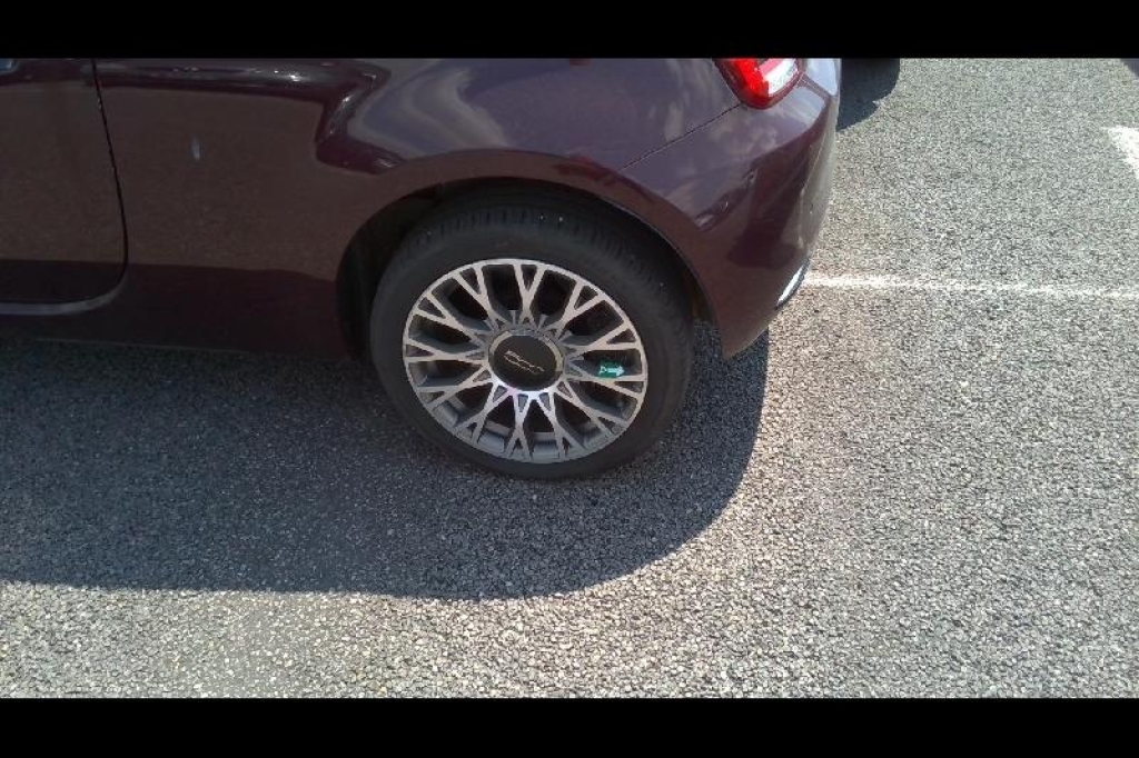 Fiat 500 2020 photo 8