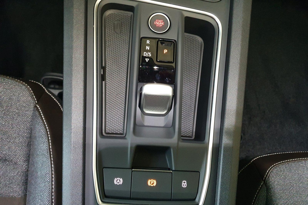 SEAT Leon ST 2020 фото 5