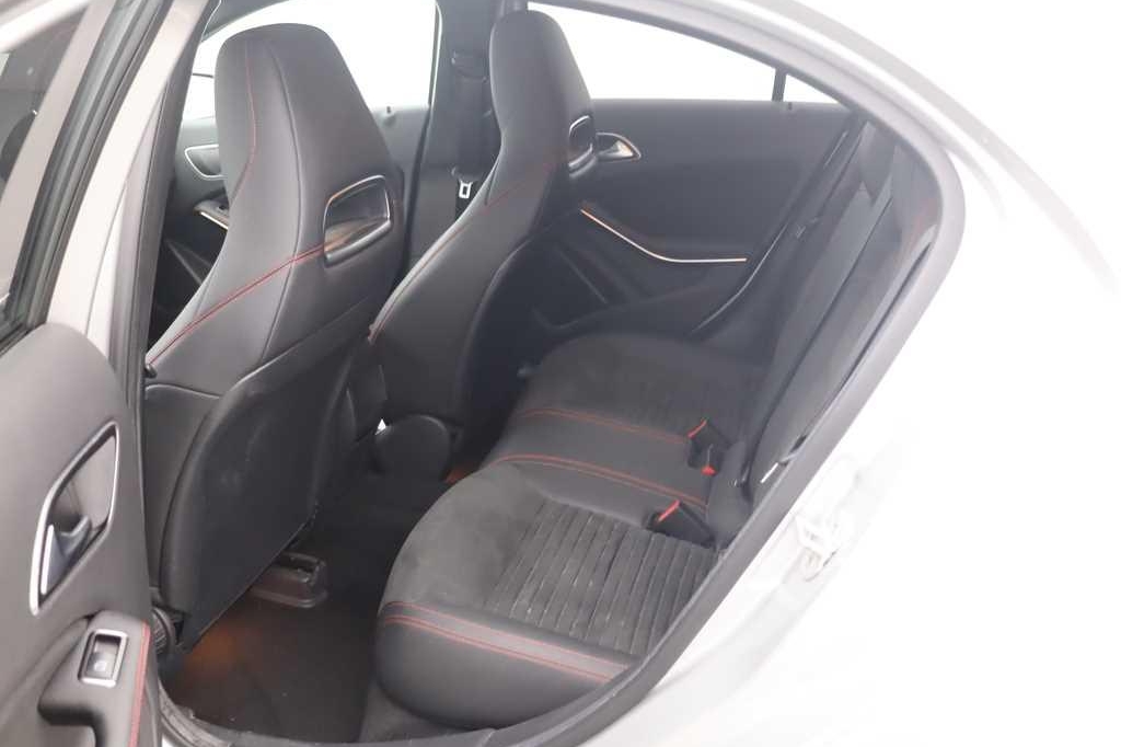 Mercedes-Benz A-Klasse 2016 фото 2