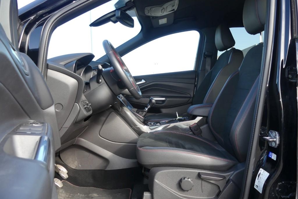 Ford Kuga 2019 фото 2