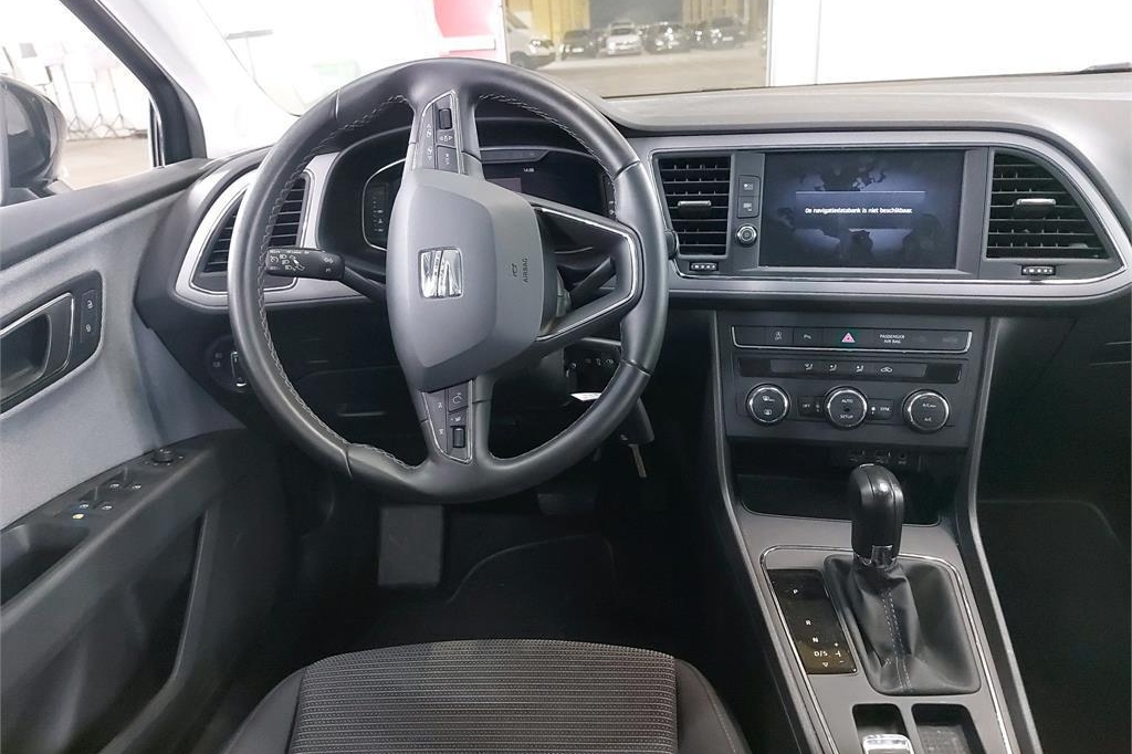 SEAT Leon 2019 photo 2